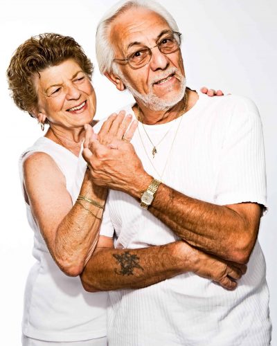 marisa-howenstine-nFsOlSE9Mn8-unsplash older couple hugging