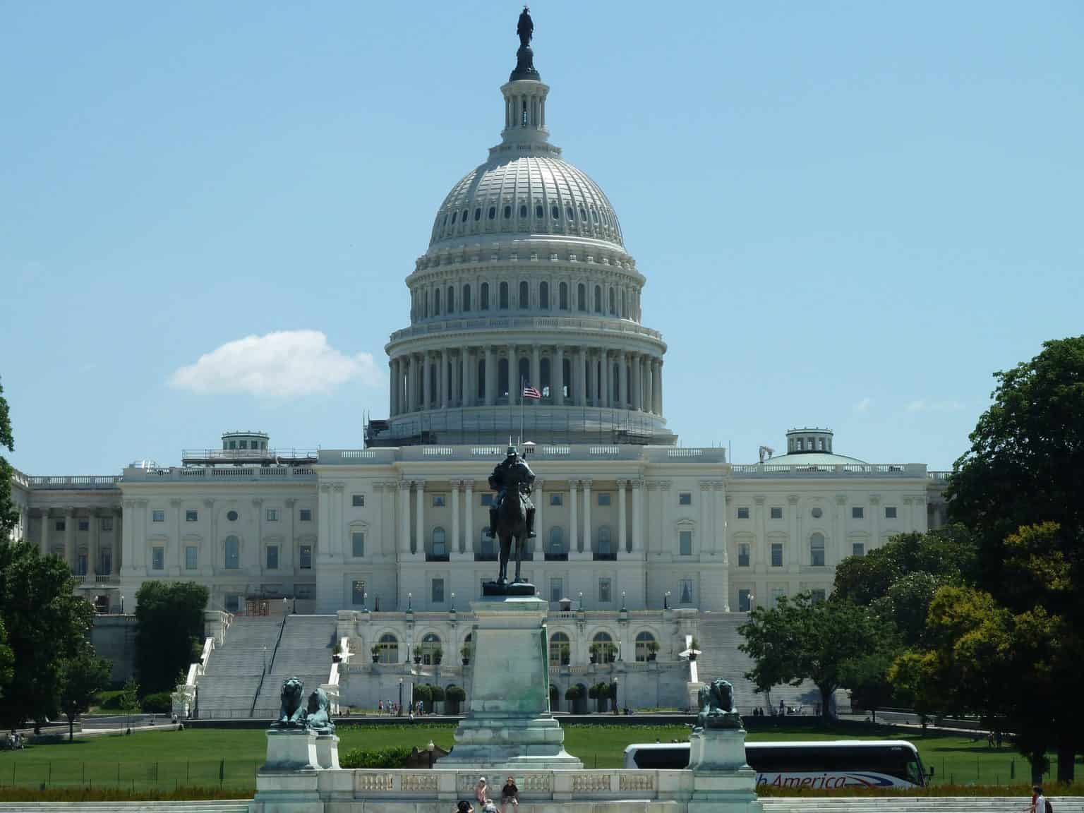 picture of the US capitol building