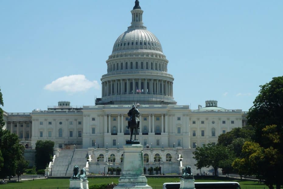 picture of the US capitol building